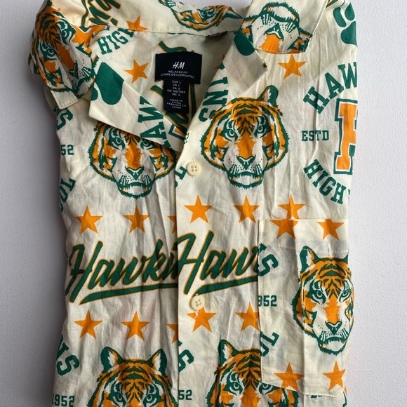 Stranger things button down - Picture 2 of 4